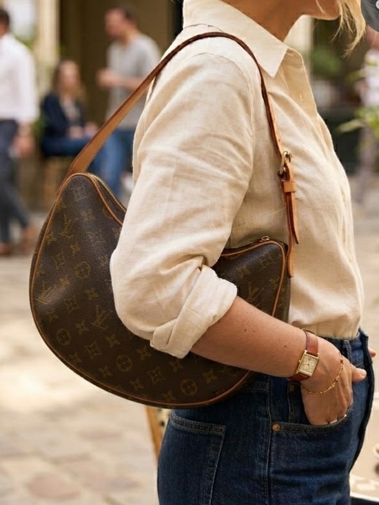 Louis Vuitton Handbags - Louis Vuitton Croissant MM